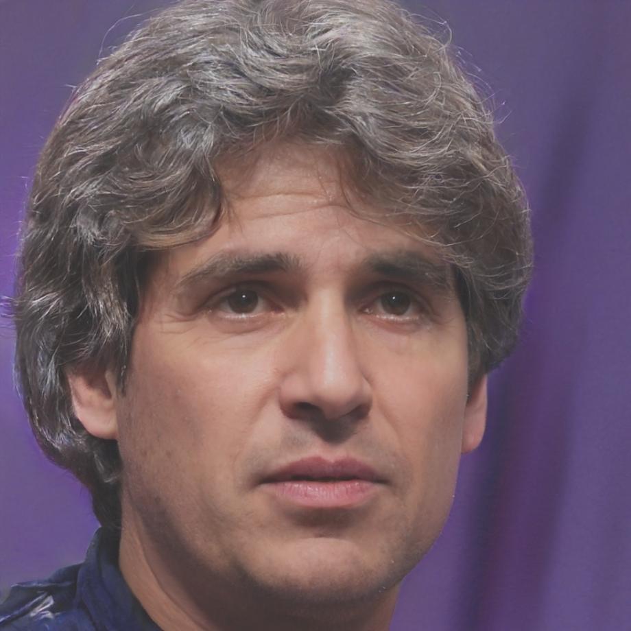Carlos Mendoza - Instructor principal